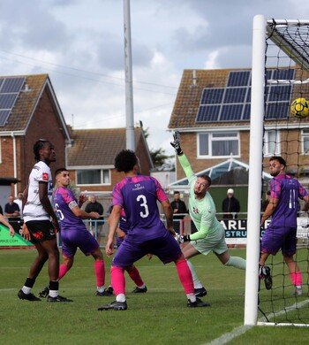 Deal Town 2-0 Cobham